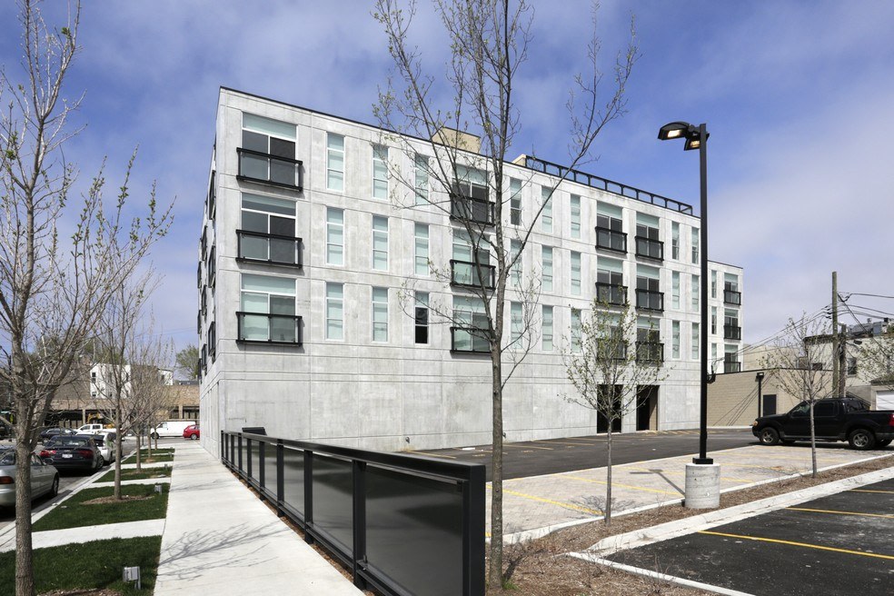 1819 Lofts Image 19