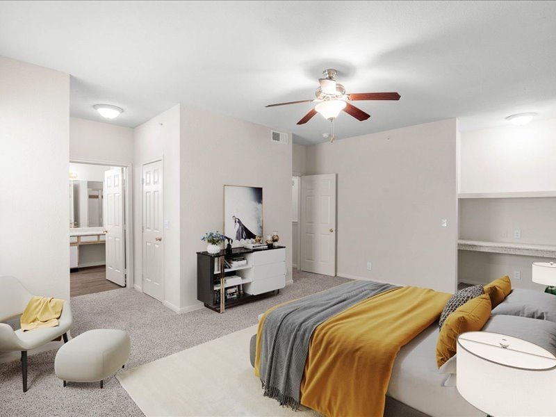 Crescent Apartments Image 25
