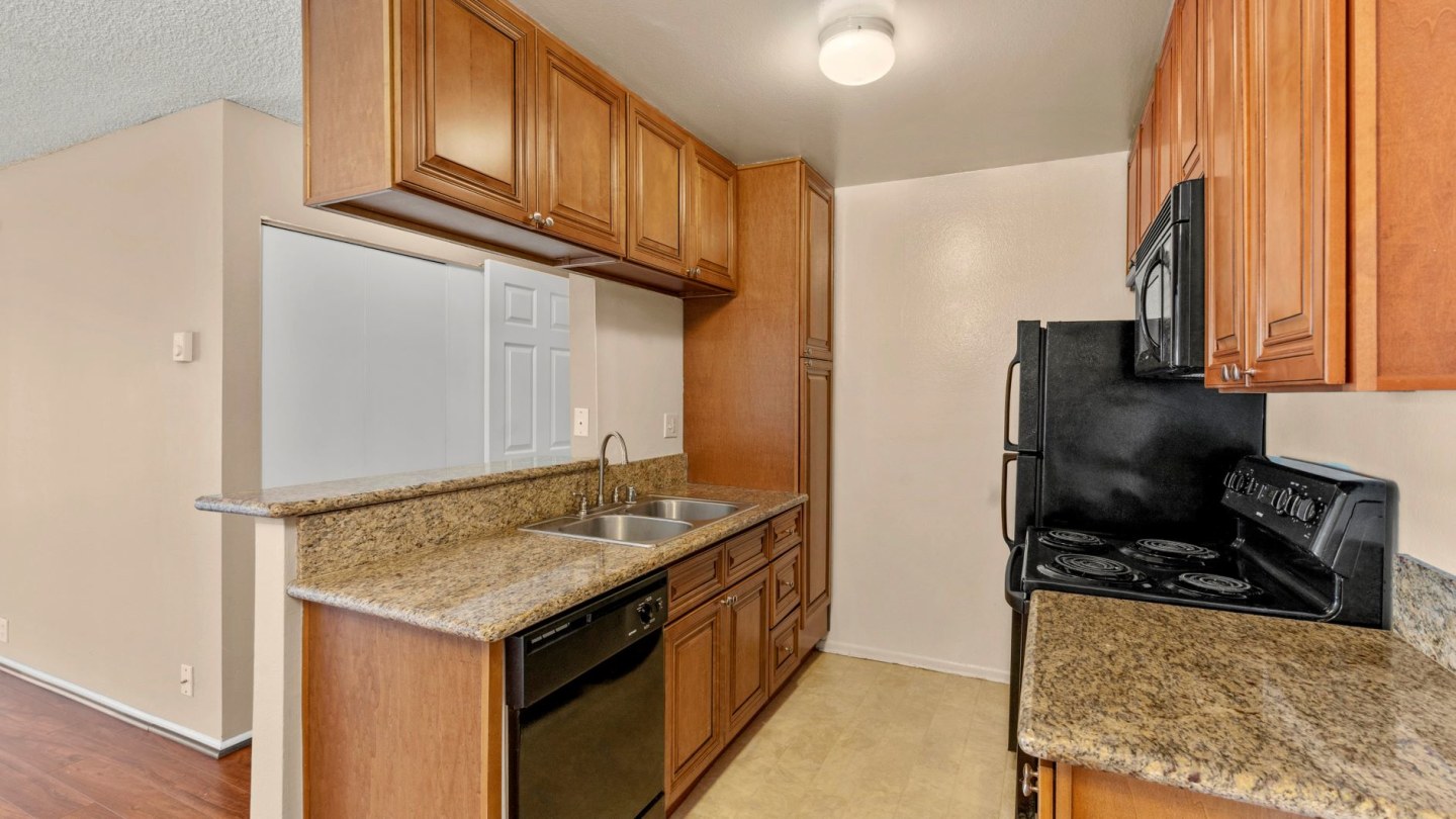 Vista Apartments Image 24
