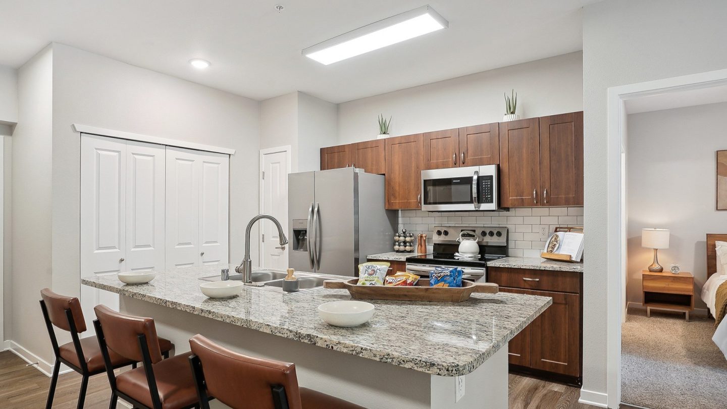 Lugano At Cherry Creek Luxury Apartments Image 16