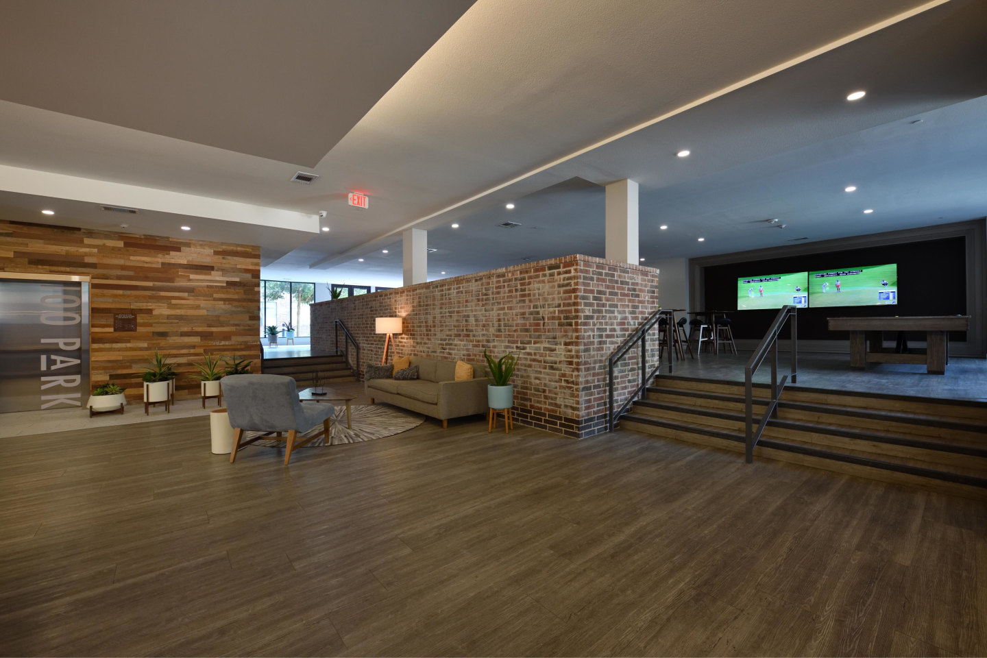 100 Park Image 54
