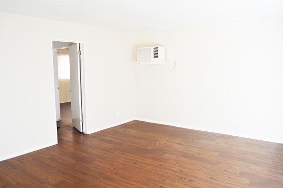 Madison Court Image 13