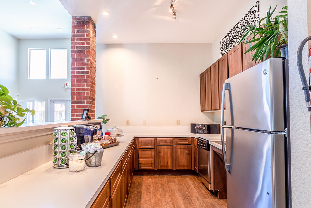 Oakbridge Apartment Homes Image 11