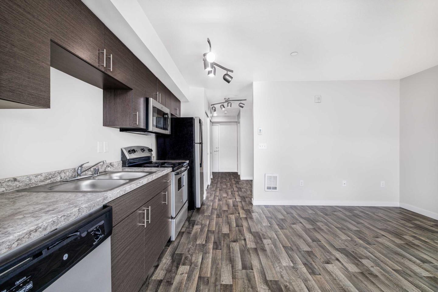 Harlow Heights Image 5