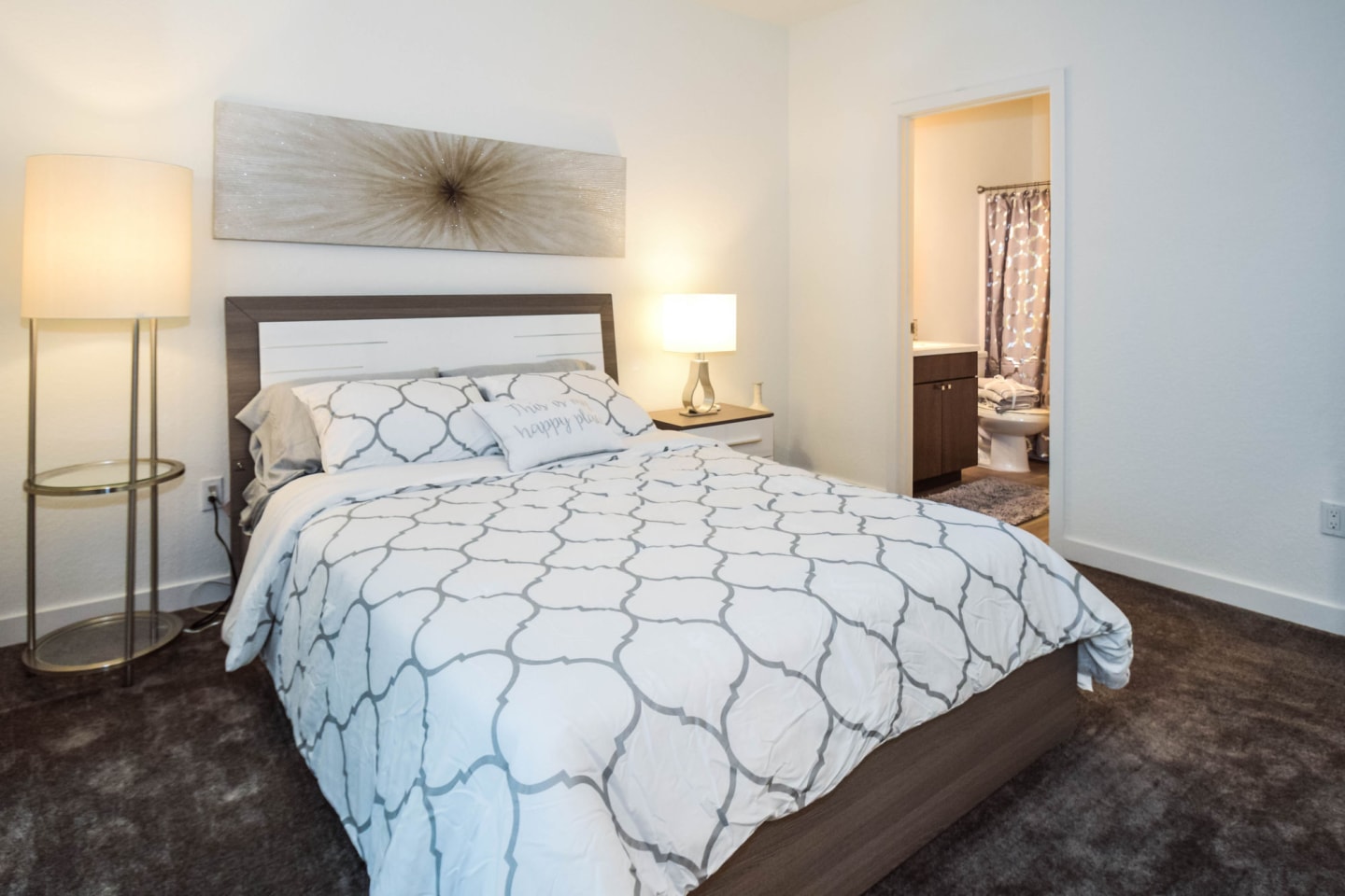 Torino Lakes Rental Townhomes Image 11