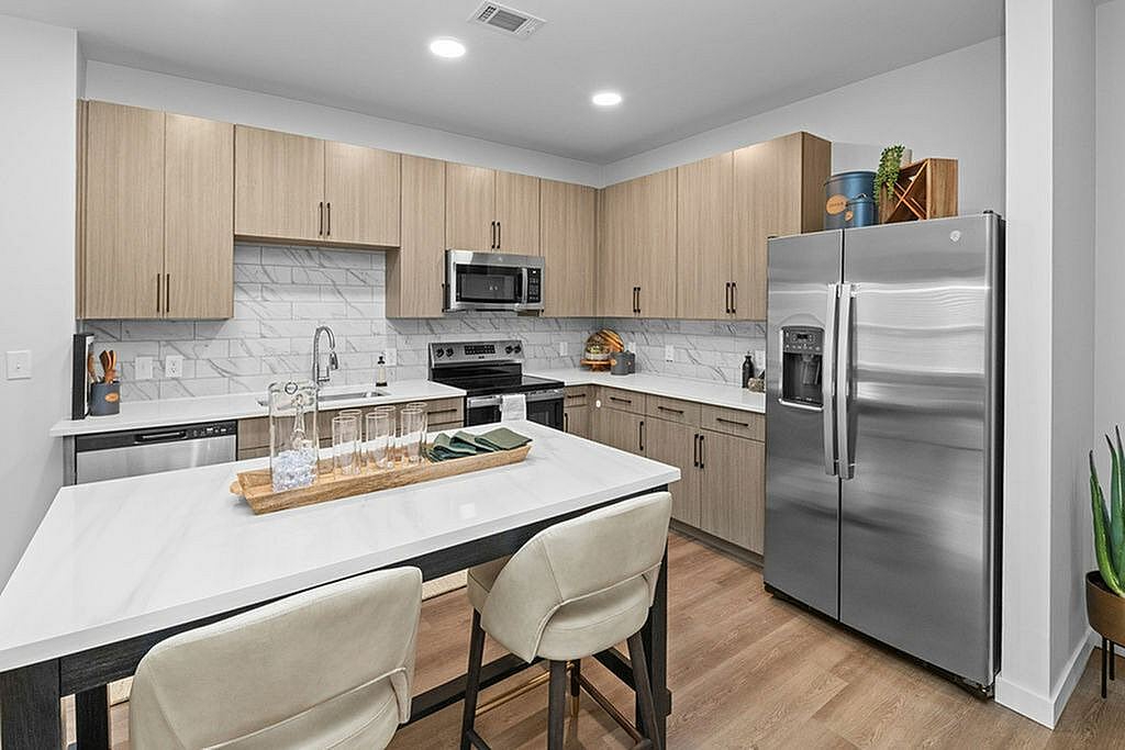 Perimeter Pointe Image 2