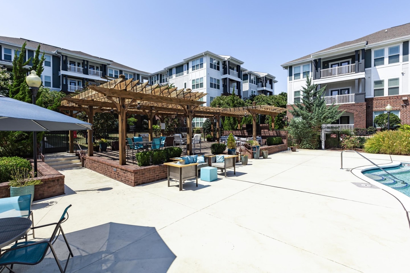 Creekstone at RTP Apartments Image 14