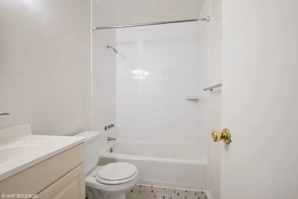 Whetstone Apartments Image 13