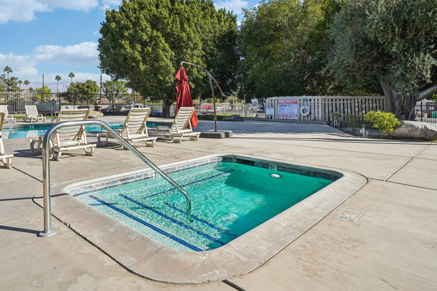 Desert Fountains at Palm Desert Apartments Image 11