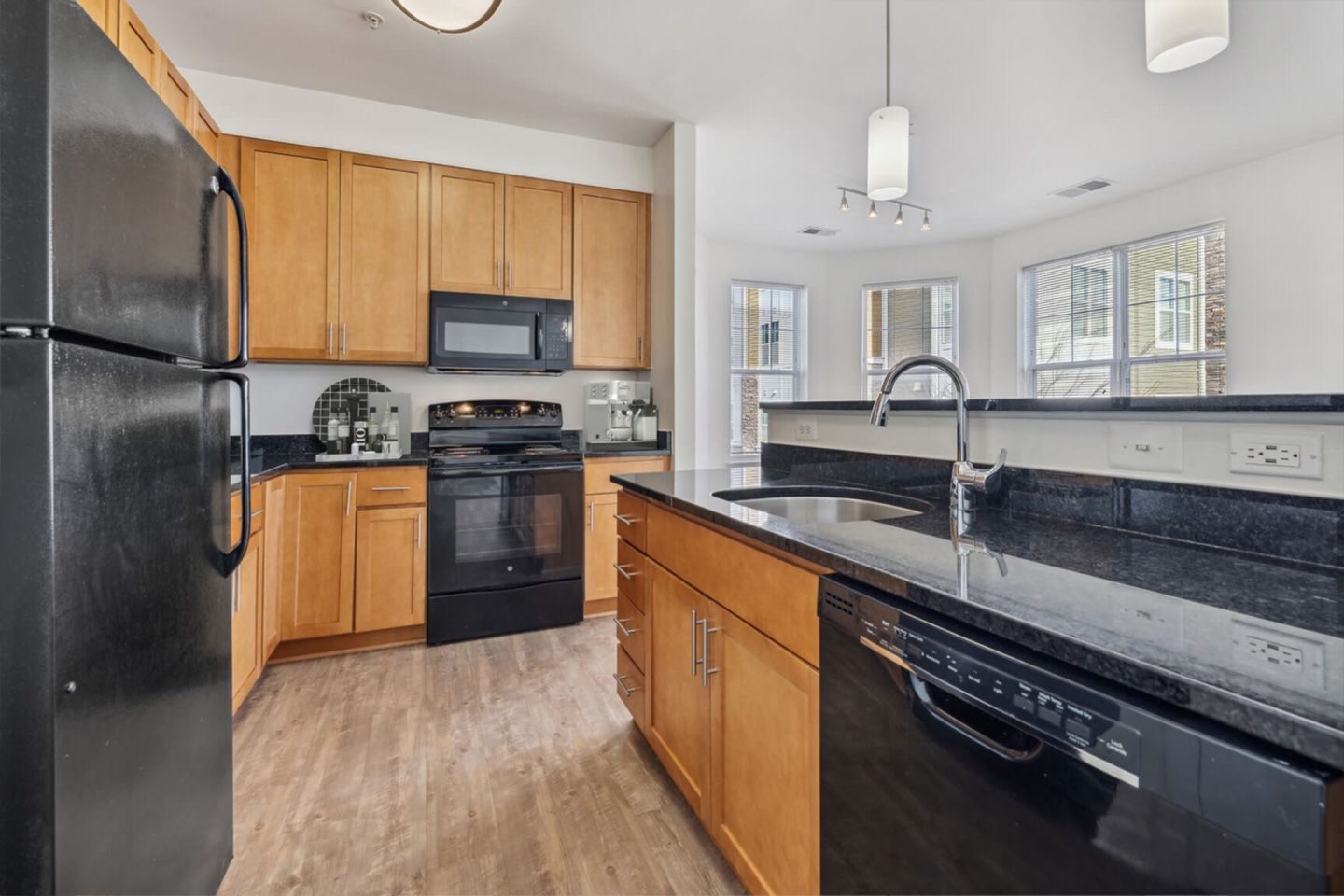 Prospect Hall Apartments Image 3