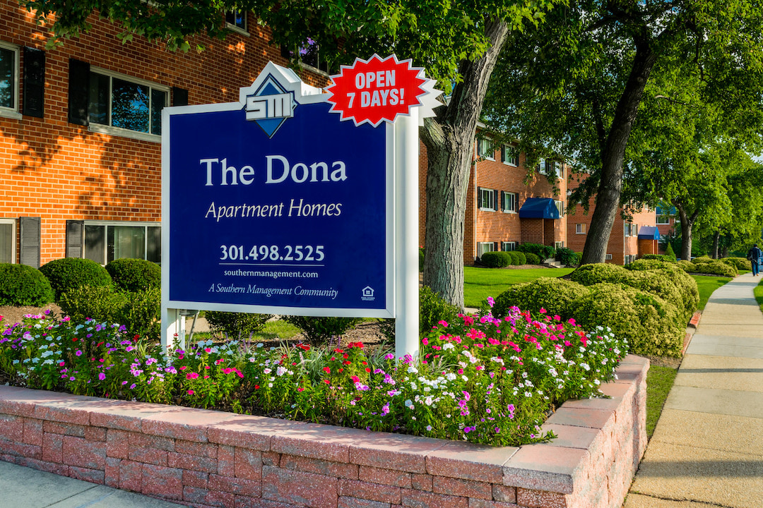 Middletowne & The Dona Image 32