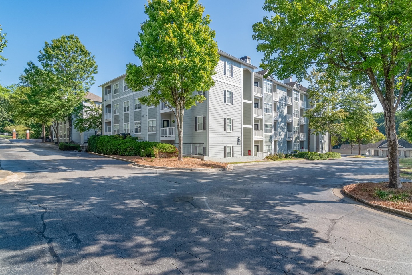 Jefferson at the Perimeter Apartments Image 26