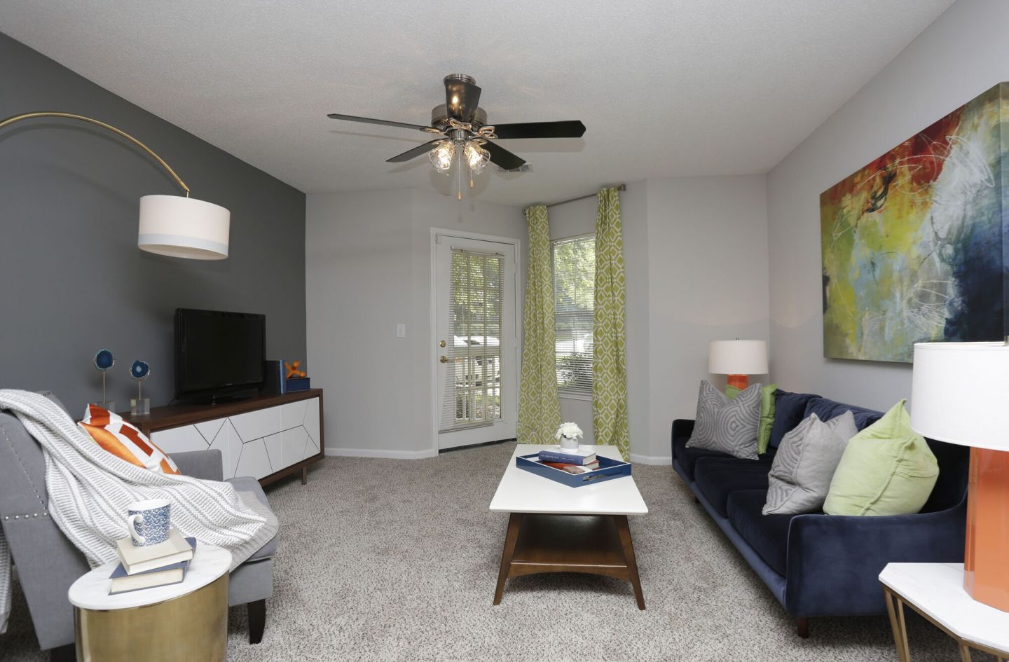 Acasa Willowbrook Apartments Image 1