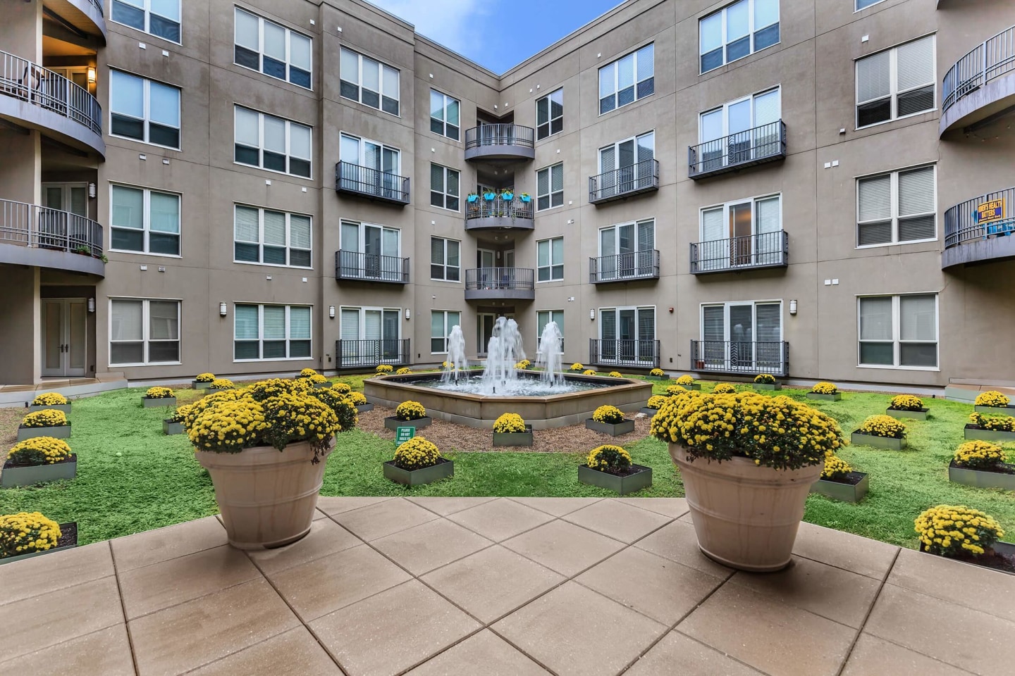 The Maxwell Apartments Image 22