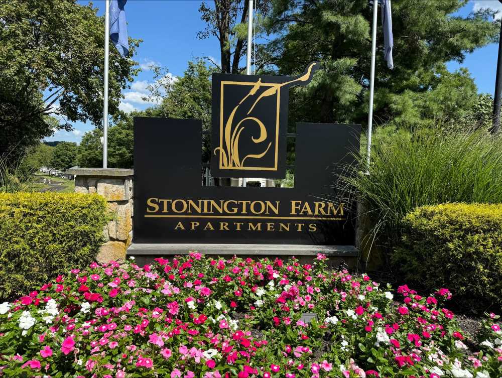Stonington Farm Apartments Image 21