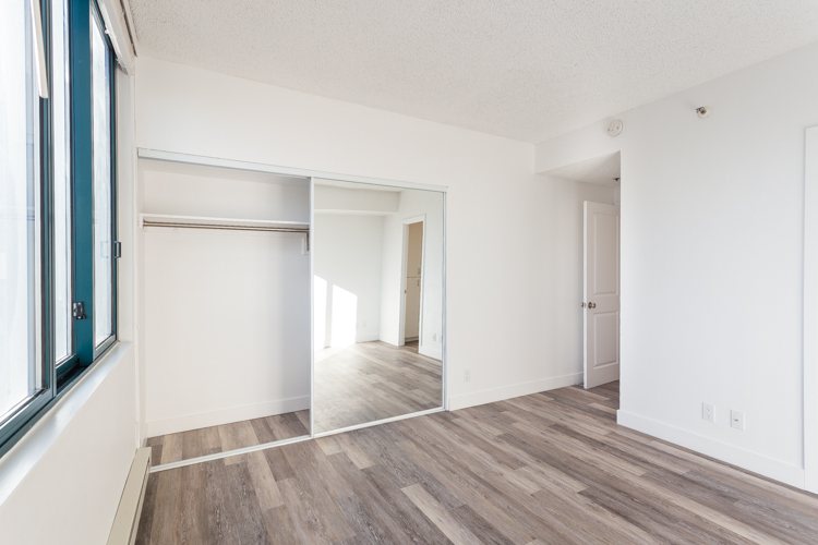 Trinity Towers Apartments Image 15
