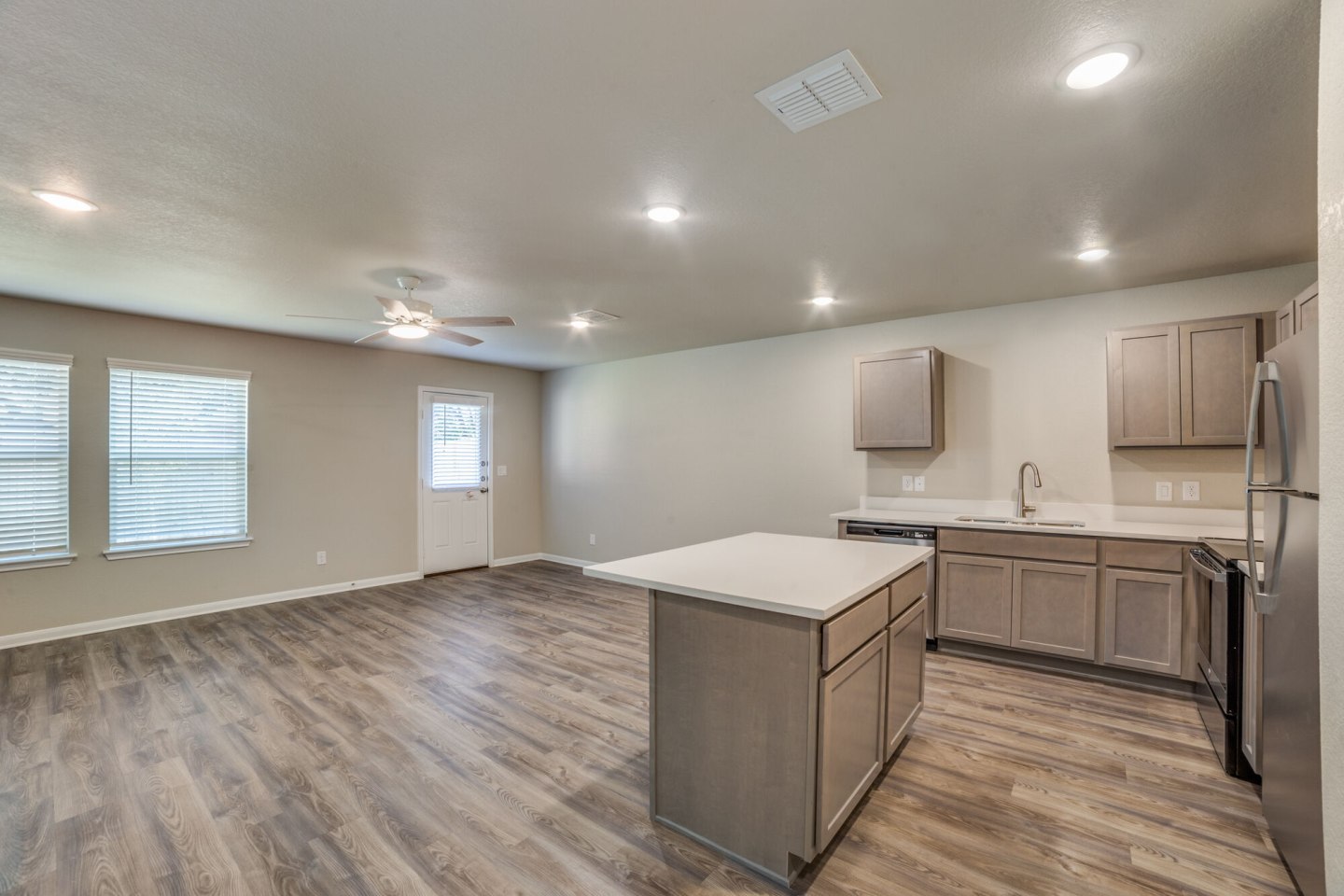 Villas at College Park Image 8