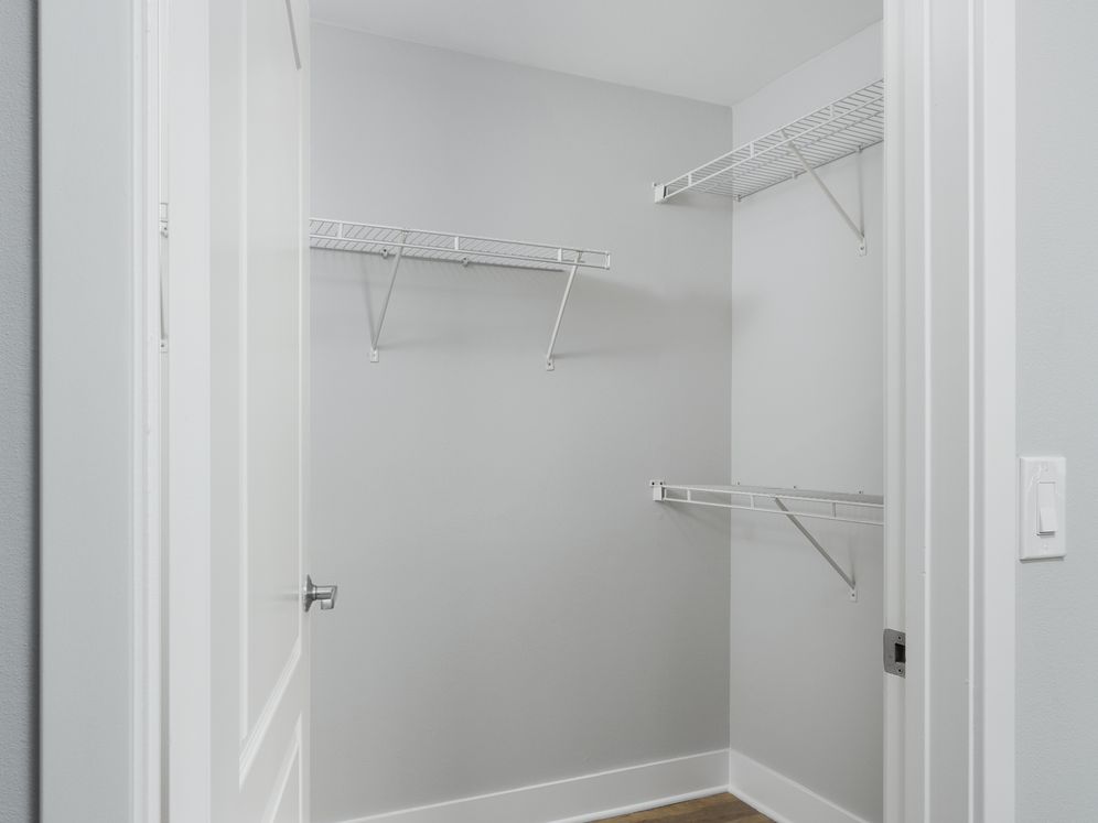 Avalon Wilshire Image 11