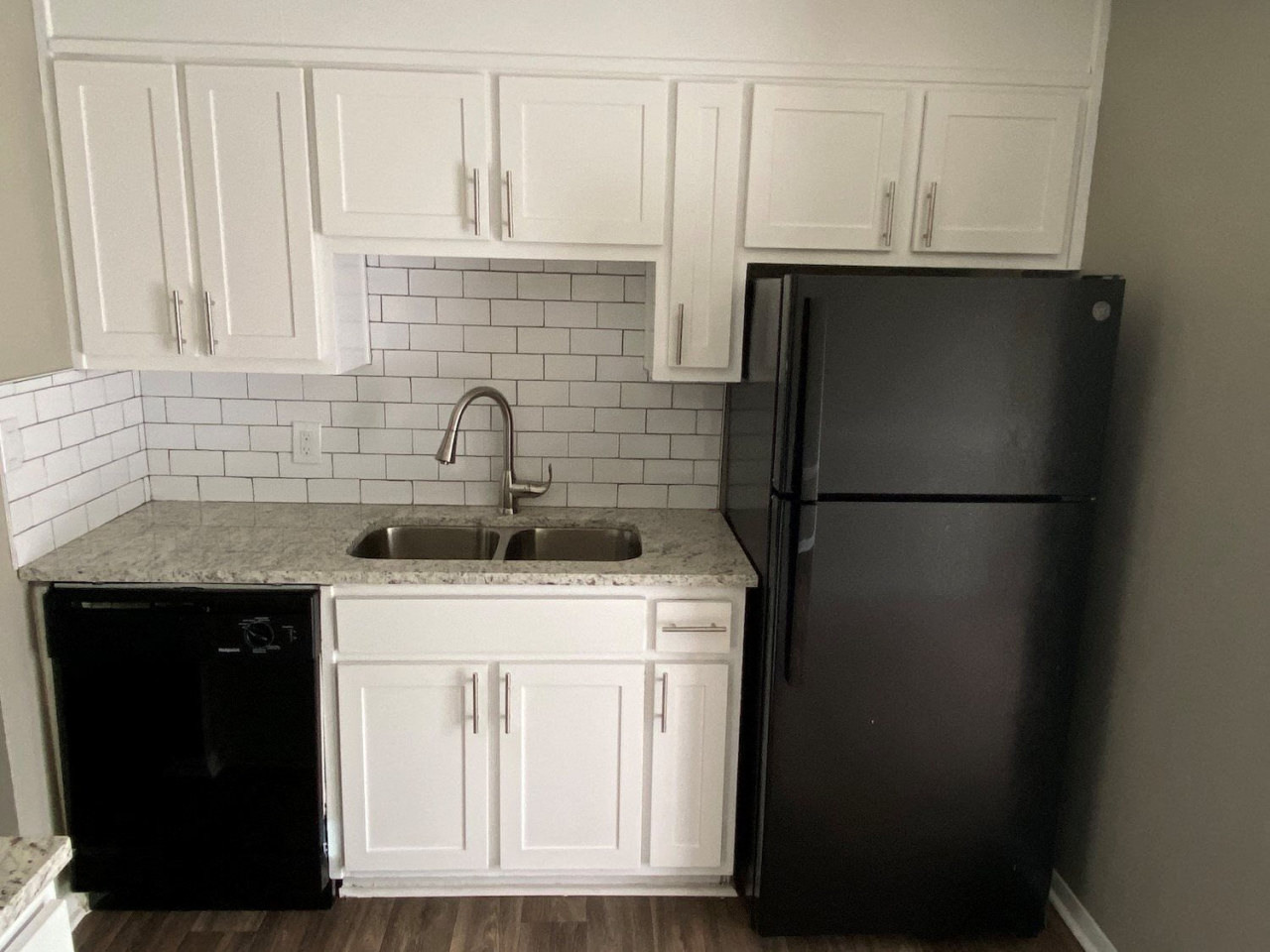 Villas of Embry Hills  Apartment Homes Image 3
