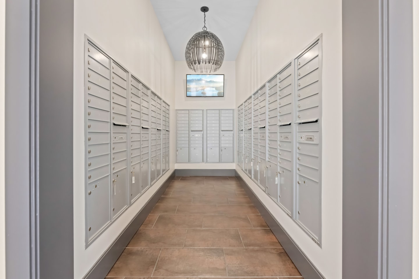 Aster Apartments Image 10