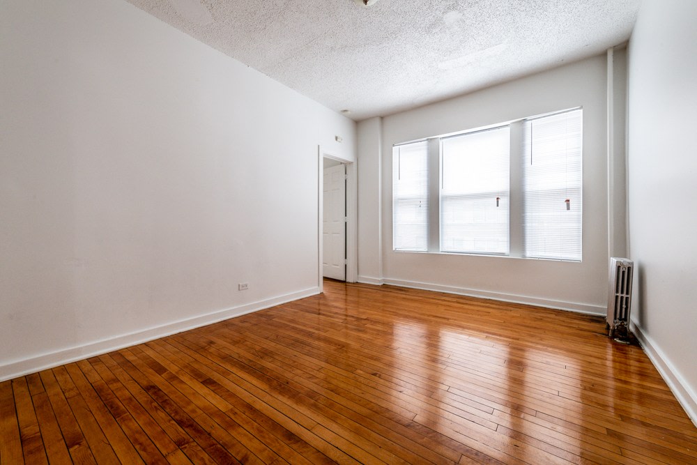 7643 S Stewart Avenue Apartments Image 8
