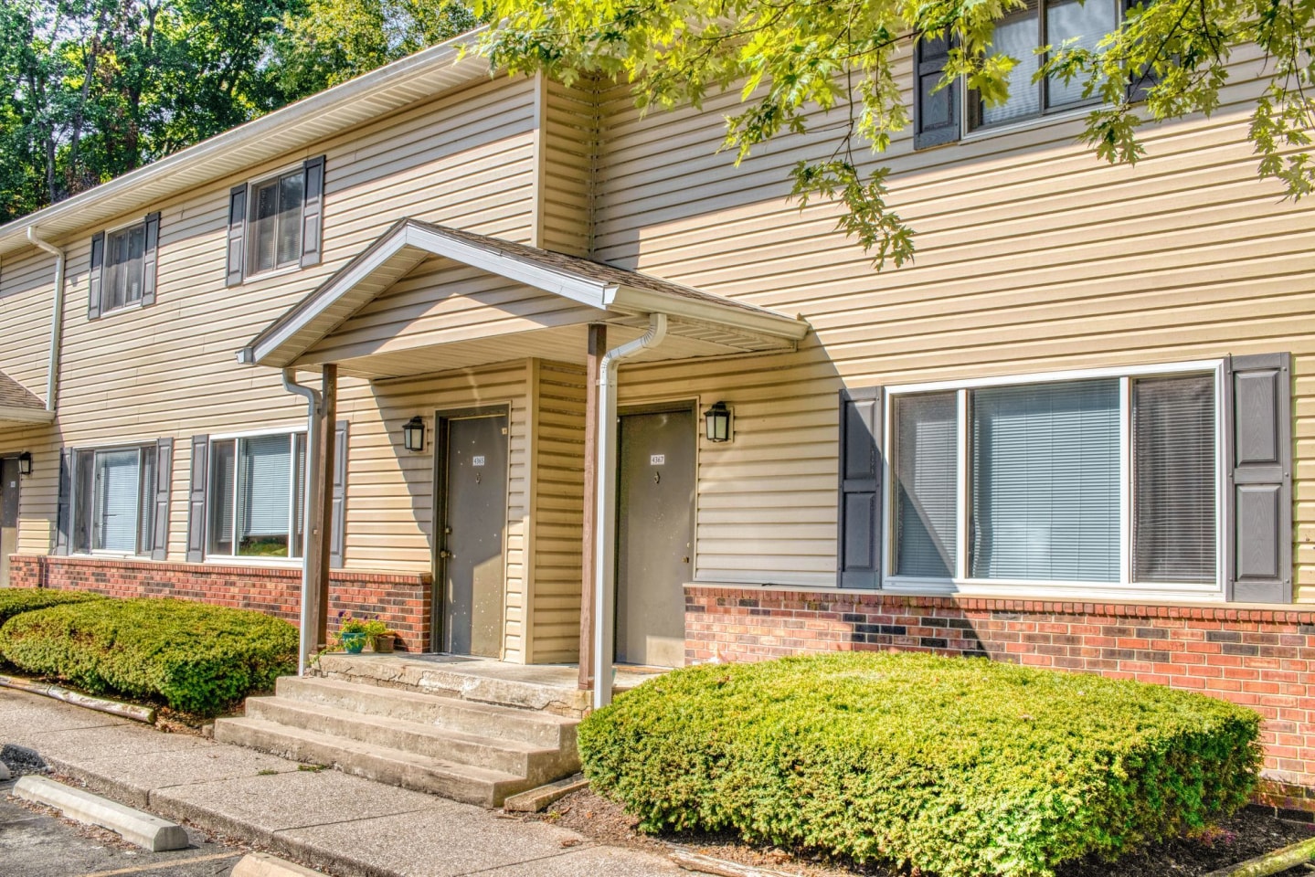 Hickory Grove Apartments Image 9