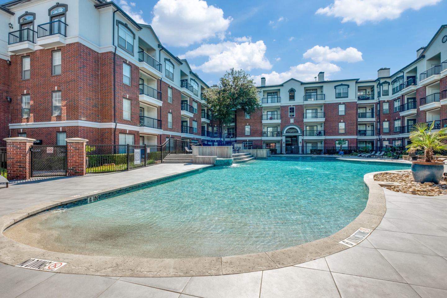 Cortland Bryan Place Image 13