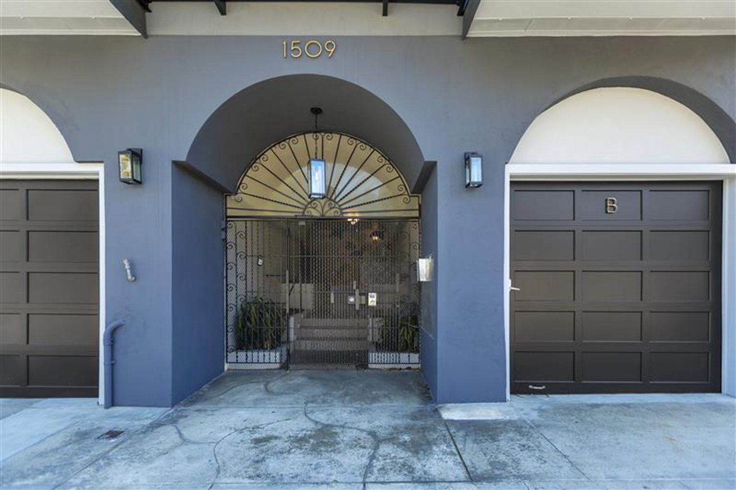 1509 Golden Gate Avenue Image 11