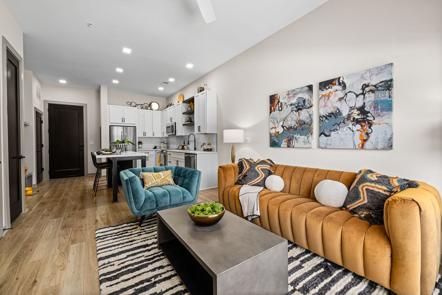 The Artreaux Apartments and Townhomes Image 14