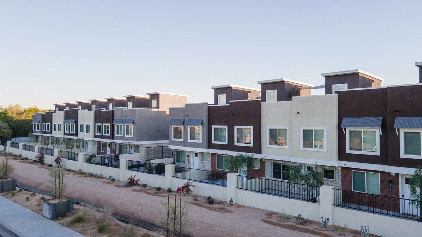 Student Housing - Lofts on 8th Image 4