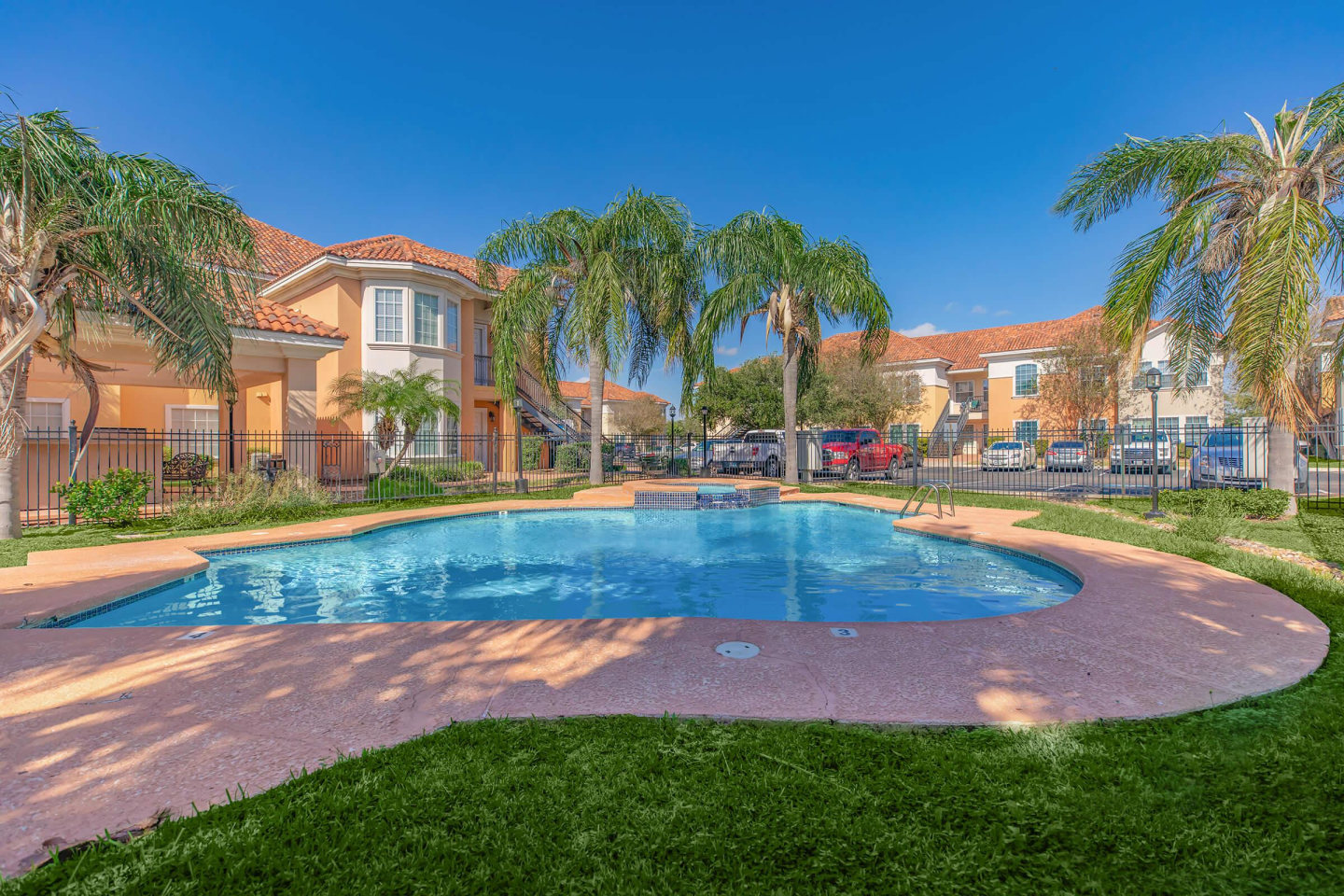Las Misiones Apartments Image 14