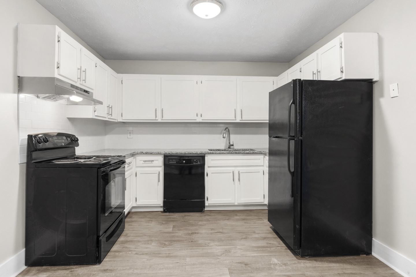 Ridgewood Apartments Image 2