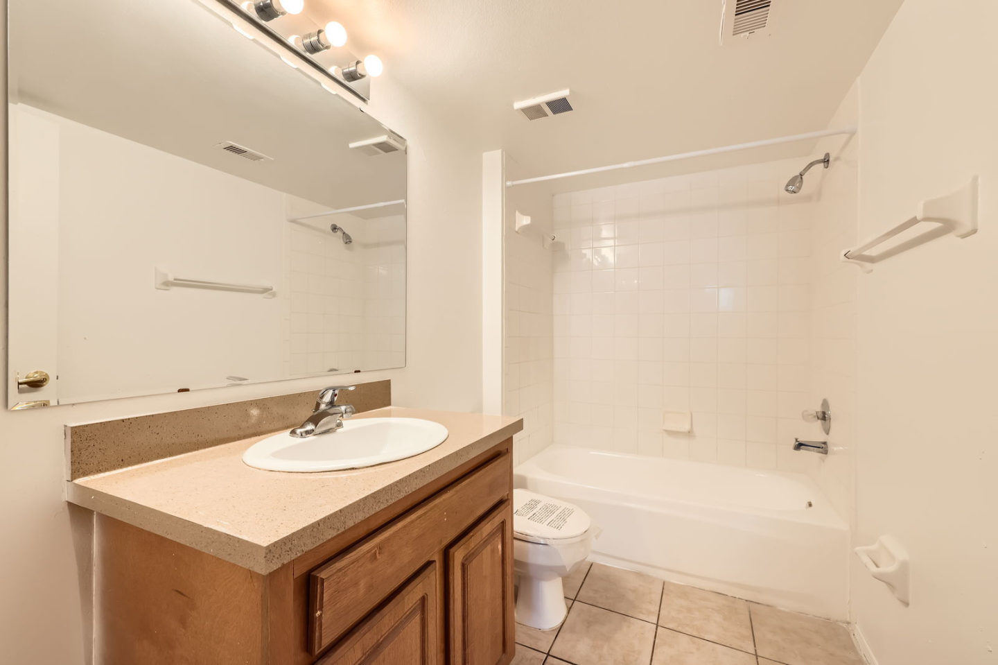 Affordable Housing - Golden Oaks Image 26