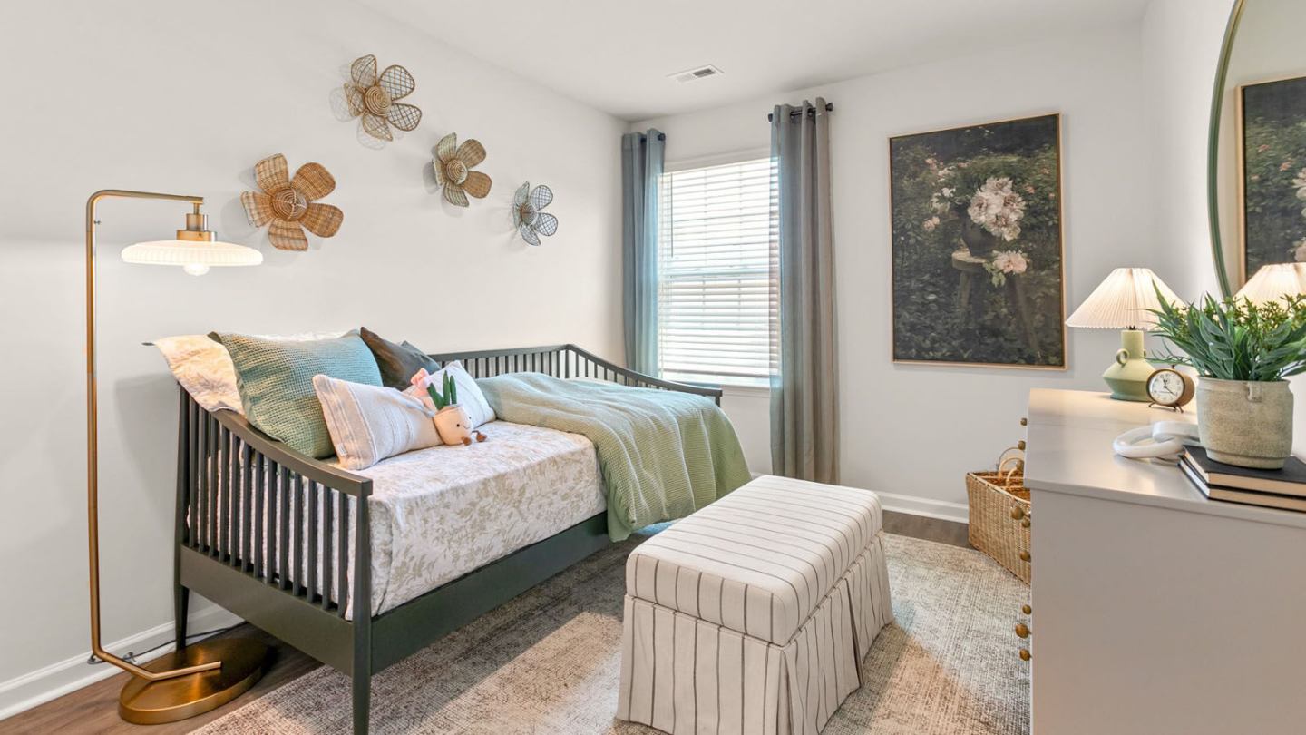 Rosemary Glen Image 21