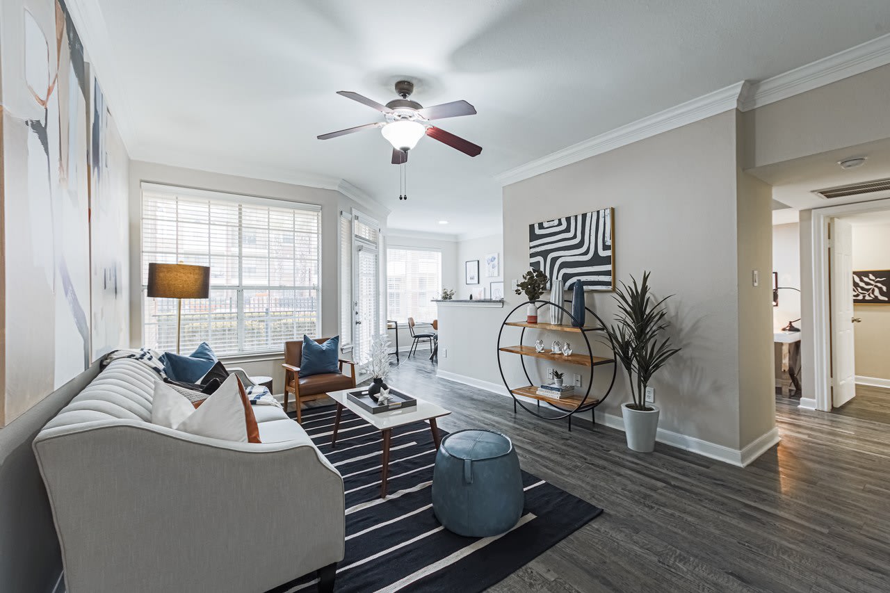 The Village at Bellaire Apartments Image 54