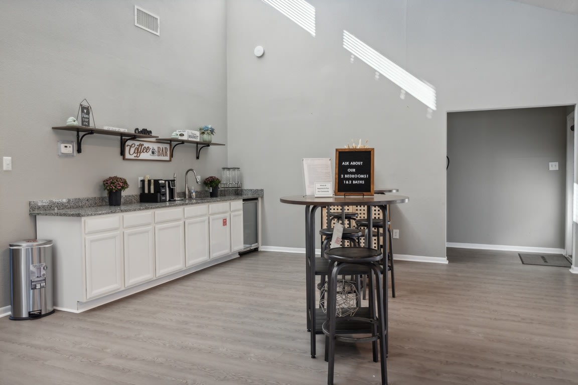 Candlewood Image 17