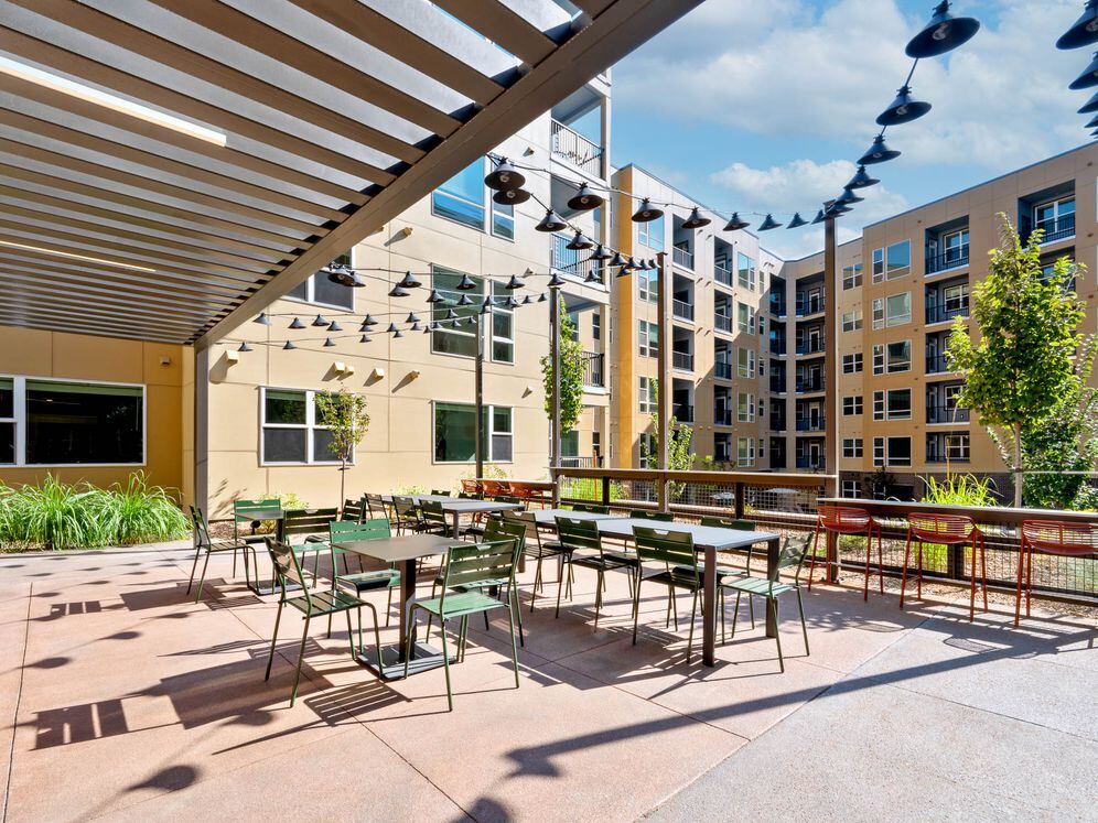 Avalon Westminster Promenade Image 39