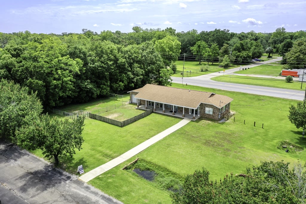 Briarwood Condominiums Image 13