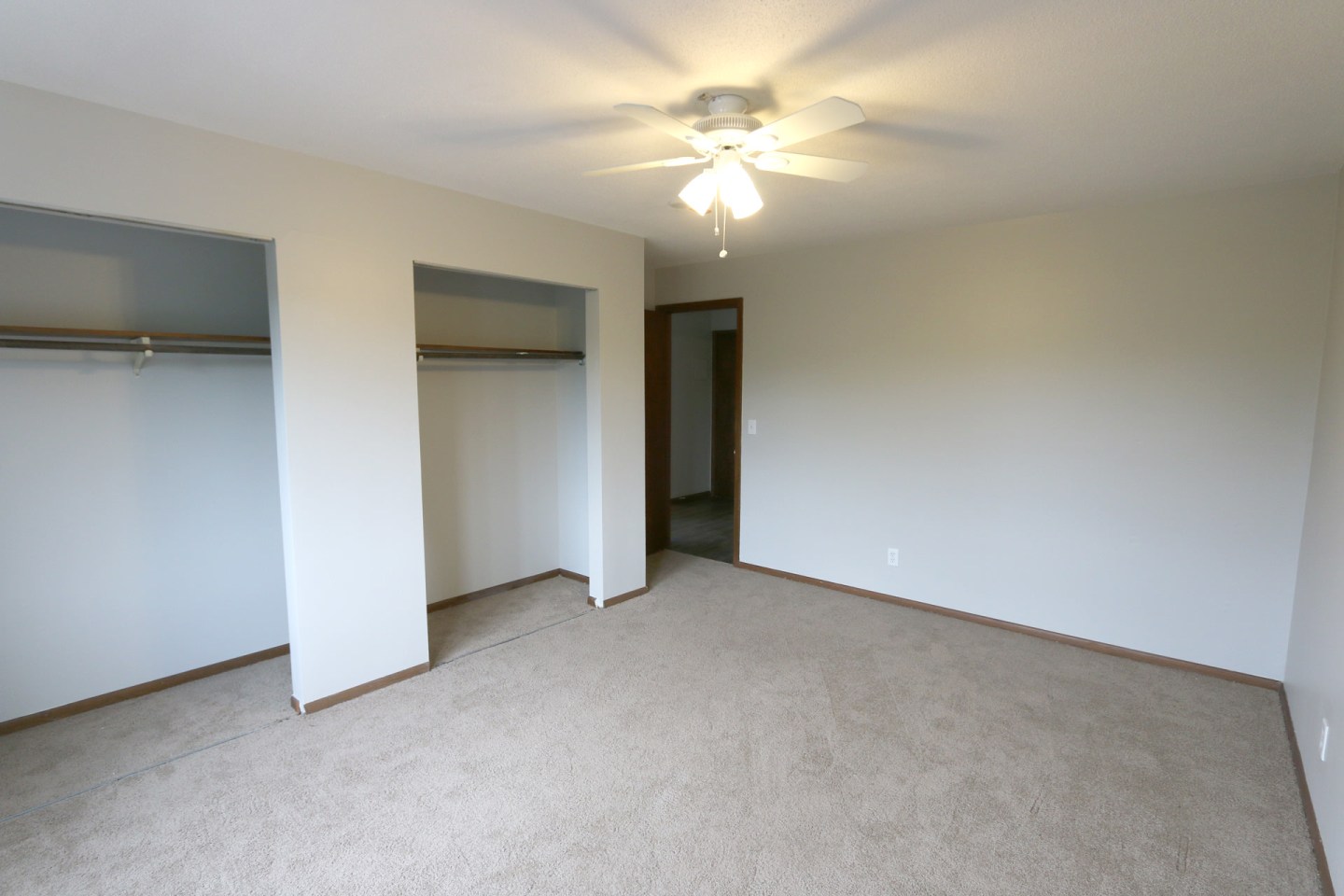 Edina Manor Image 23