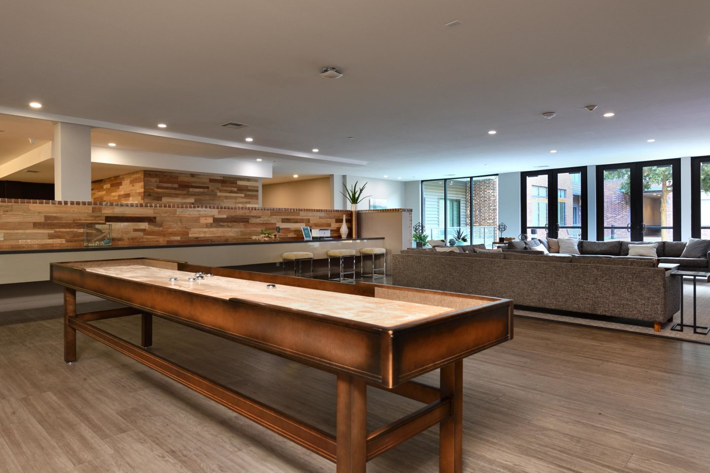 100 Park Image 60