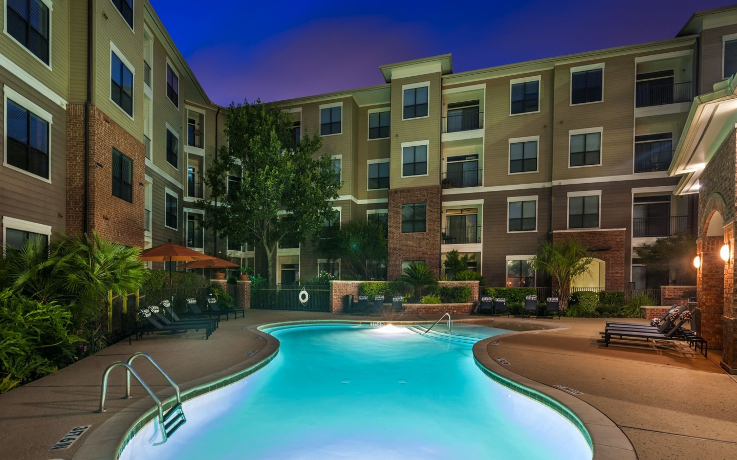 Residences at the Triangle Image 36