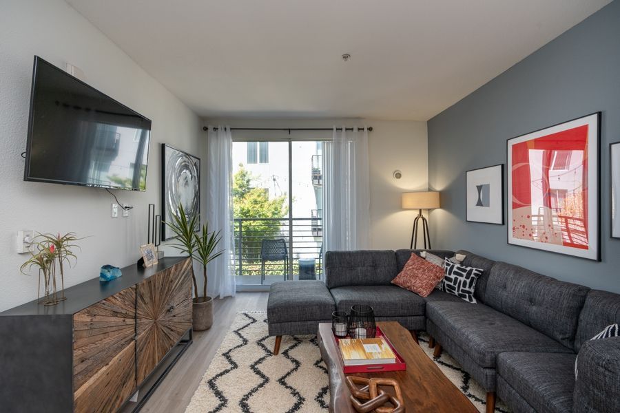 Domain Oakland Image 7