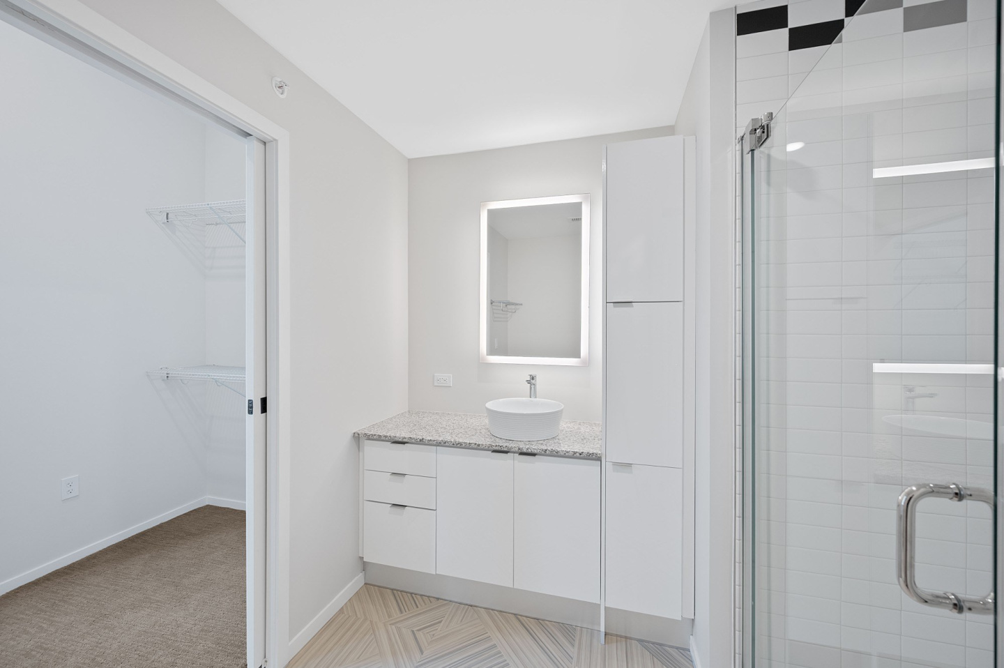 Sky Central Apartments Image 3