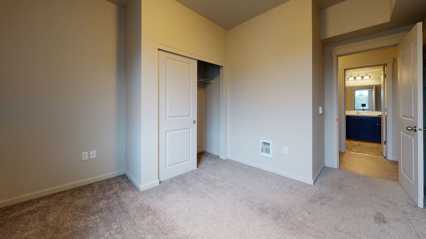Trillium Woods Image 7