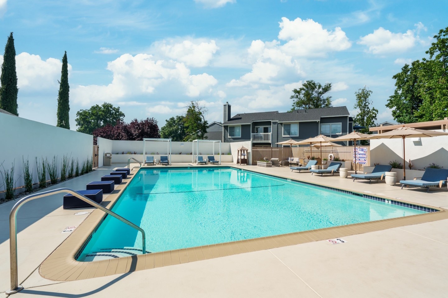 The Arbors Apartments Image 26
