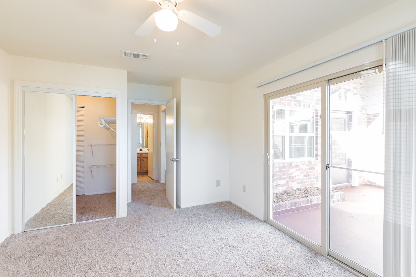 Beach Villas Image 13