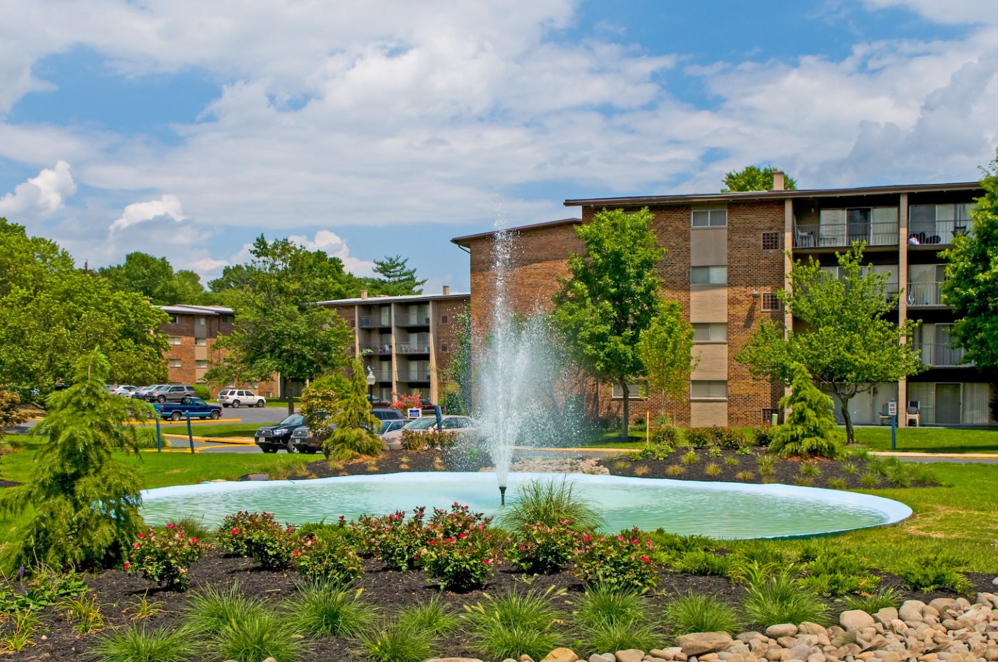 Fountain Club Apartments Image 7