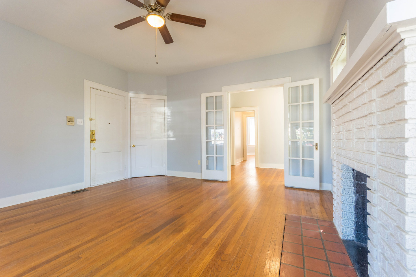 State Street Apartments Image 13
