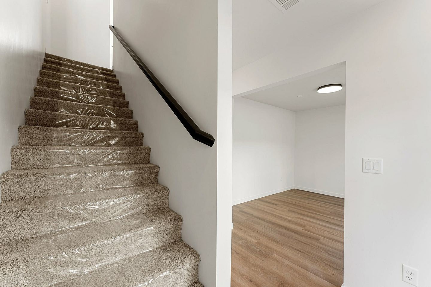 Coal Creek Townhomes Image 42