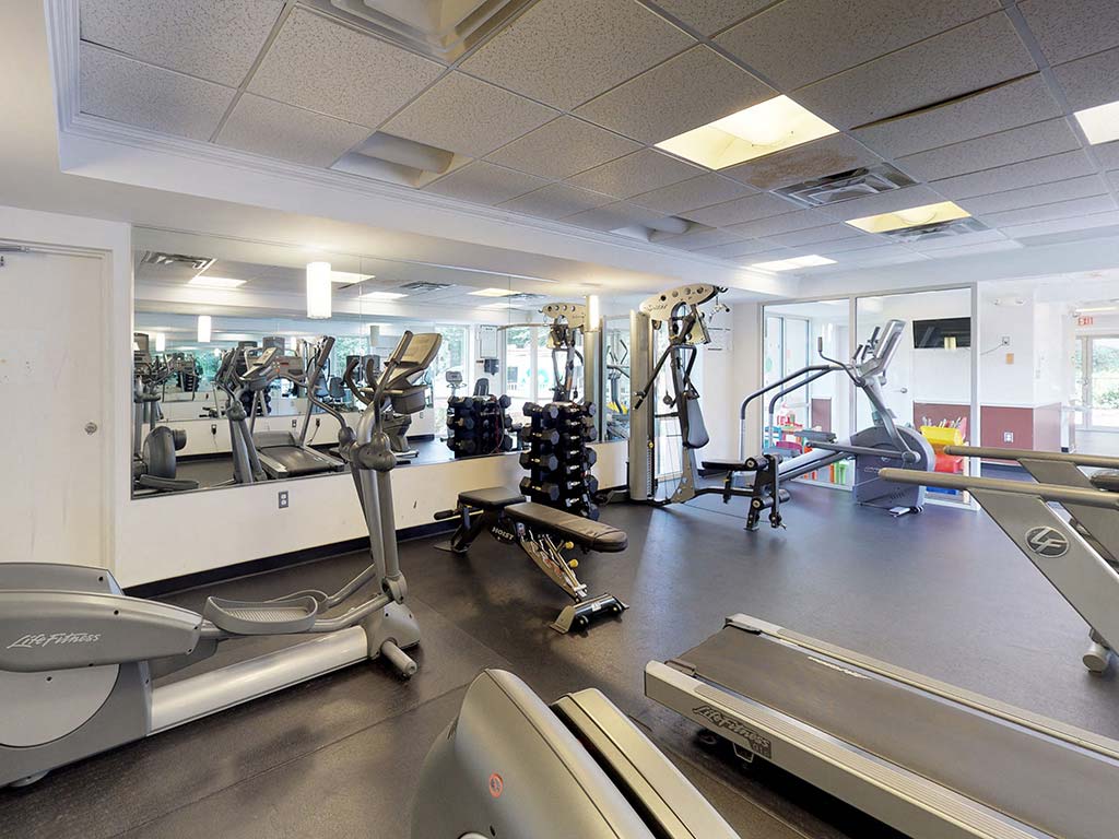 Tysons Glen and Devonshire Square Apartments & Townhomes Image 6